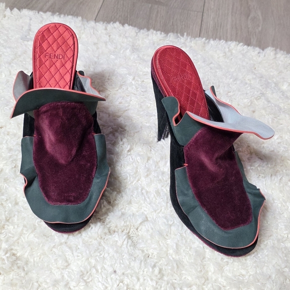 Fendi Black and Burgundy Suede Ruffle Mules - Picture 14 of 15